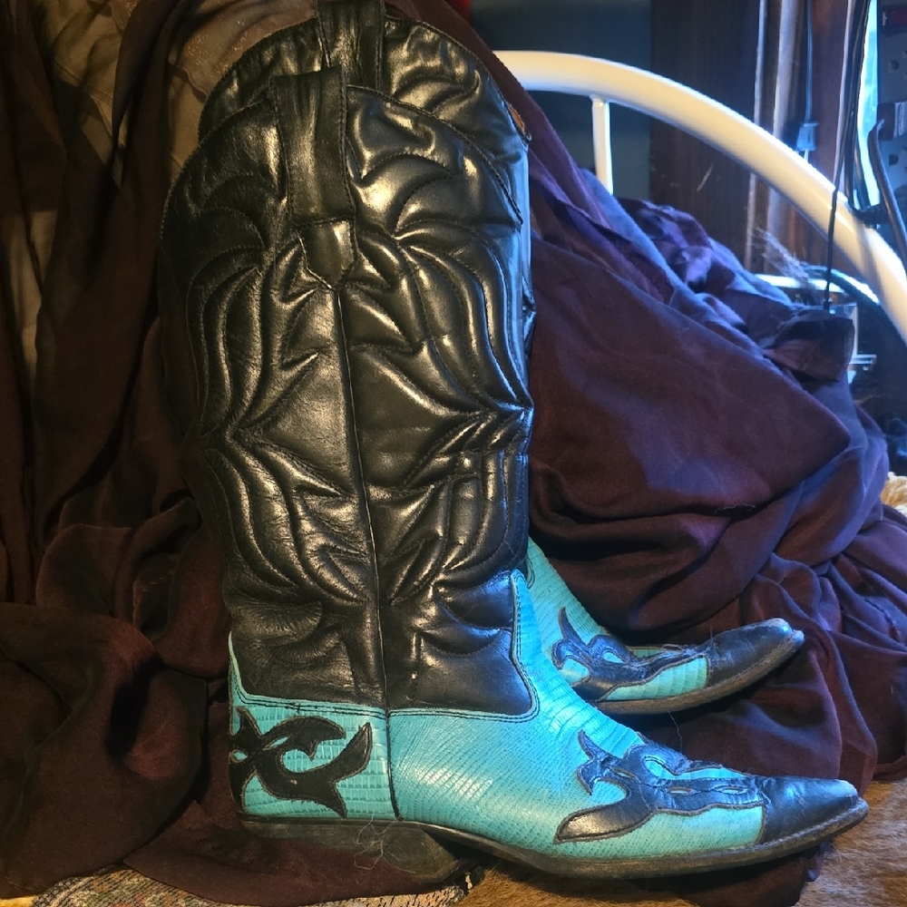 Womens Vintage Sundance Flings Cowboy Boots Teal And Black